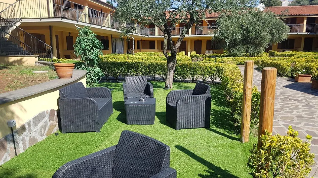 Aparthotel La Perla Monte Isola
